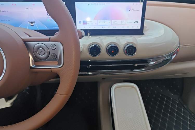 Used Wuling Bingo 2025 410 km Lingxi Deluxe Edition Audio And AC Panel