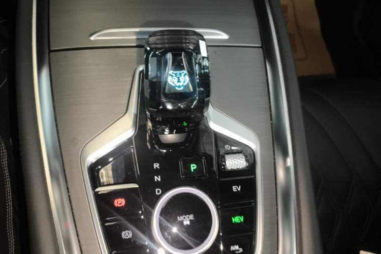 Used Chery Tiggo 7 PLUS New Energy 2023 Champion Edition 1.5T 100KM Speedy Version Gear Lever