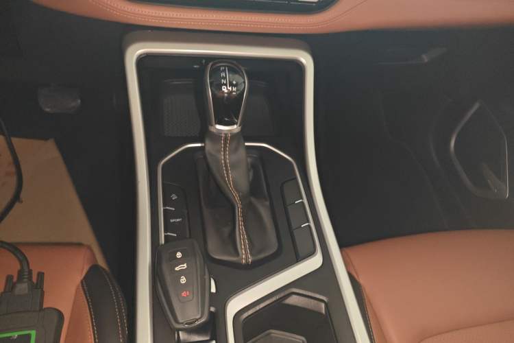 Used Geely Auto Vision X6 2020 1.4T CVT Luxury Edition