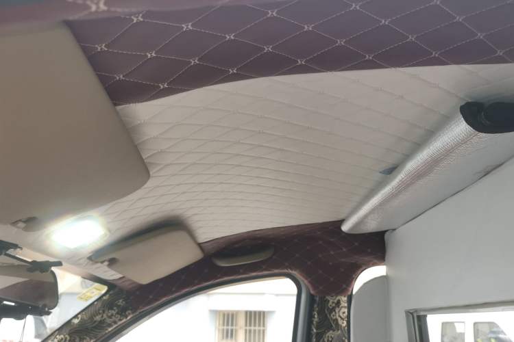 Used Wuling Hongguang V 2019 1.5L Jingqu Edition Sealed-Window Vehicle China VI LAR
