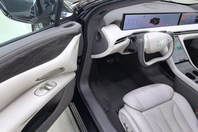 Used IM LS7 2025 New Edition Ultra
