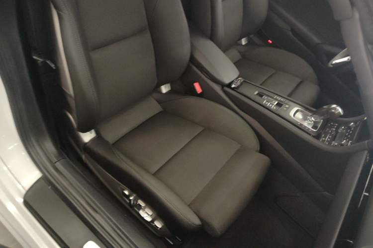 Used Porsche 718 2019 Boxster T 2.0T