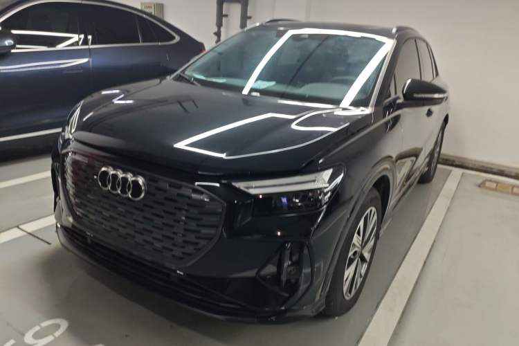 Used Audi Q4 e-tron 2022 40 e-tron Adventure Edition