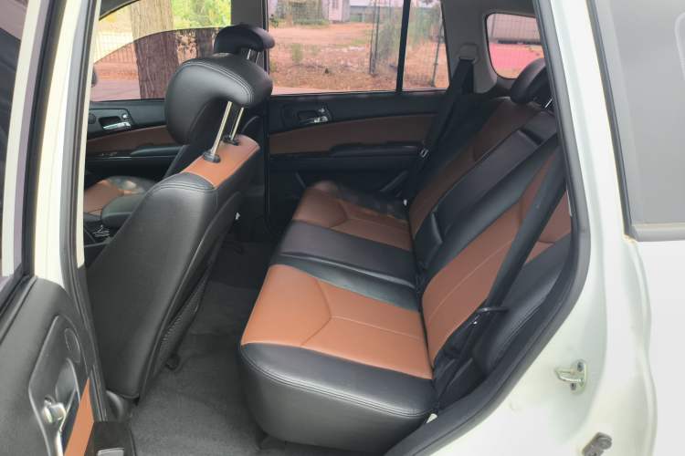 Used Roewe W5 2014 1.8T 4WD Automatic Haoyu Special Edition