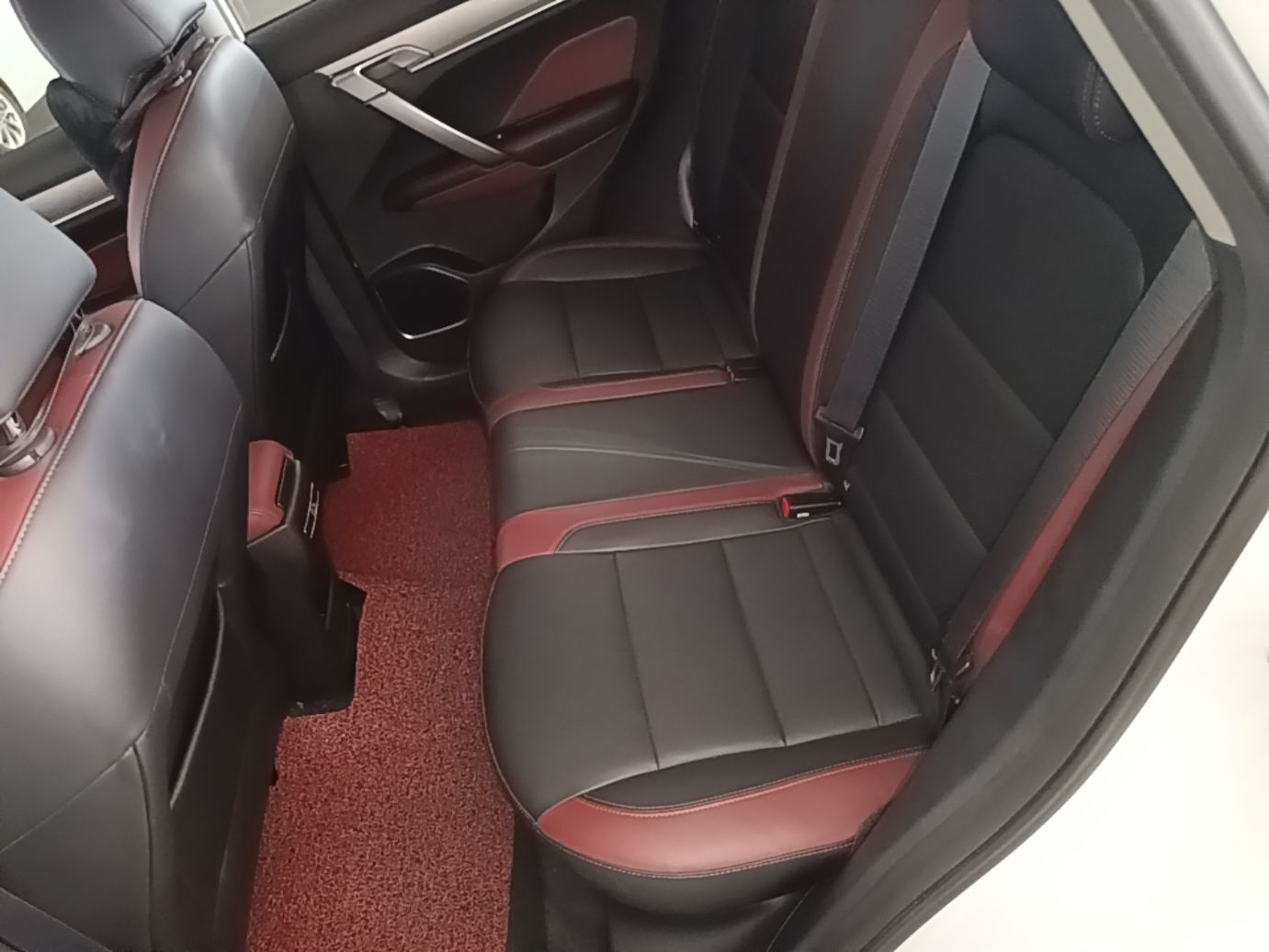 Geely Auto Coolray 2021 1.4T DCT Diamond Edition — снимка 20