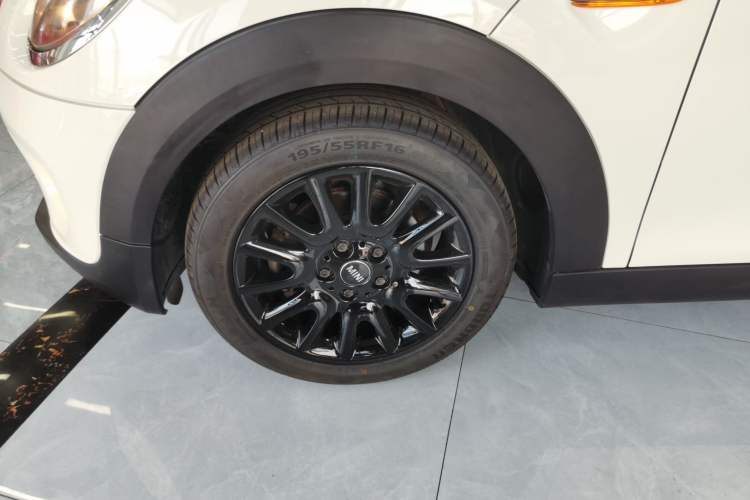 Used MINI MINI 2015 1.5T COOPER Fun Five-Door Edition
