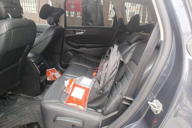 Used Ford Edge 2020 EcoBoost 245 Two-Wheel Drive Titanium 7-Seater Left Rear Seat