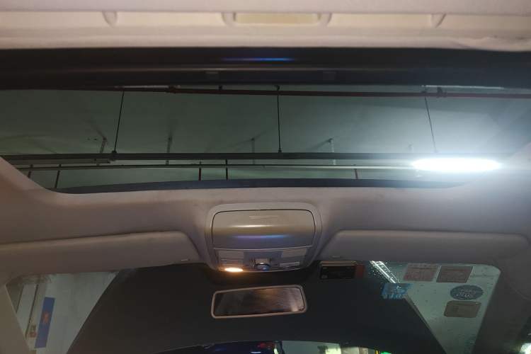 Used Volkswagen Sagitar 2014 1.6L Automatic Comfort Model
