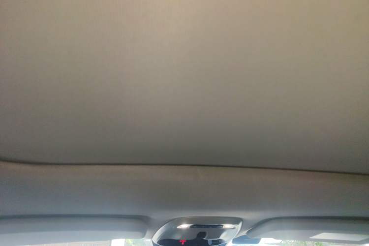 Used Volvo V40 2015 1.6T Zhiyi Edition