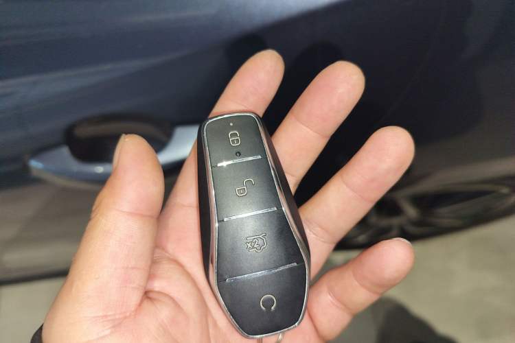 Used BYD Qin PLUS 2024 Honor Edition EV 420KM Leading Model