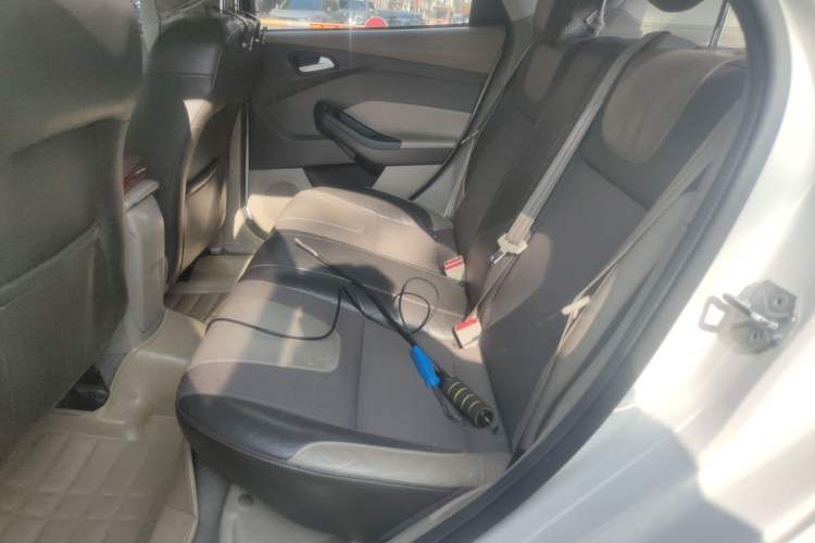 Used Ford Focus 2012 Hatchback 1.6L Automatic Fashion Edition