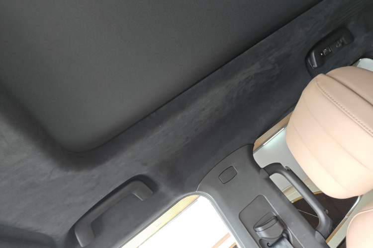 Used JETOUR Traveler 2023 2.0T All-Wheel Drive CrossPRO+