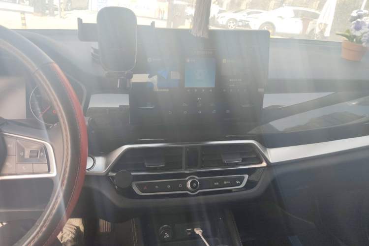 Used BYD Song 2020 Classic Edition 1.5T Manual Luxury Model
