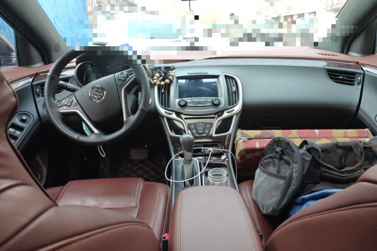 Used Buick LaCrosse 2014 2.0T SIDI Elite Tech Version Center Console