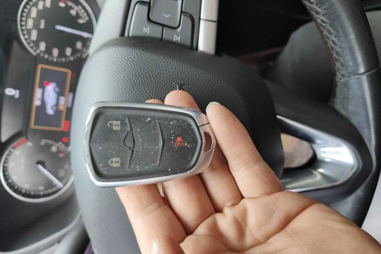 Used Cadillac XT4 2021 28T Two-Wheel Drive Tech Edition Vehicle Key