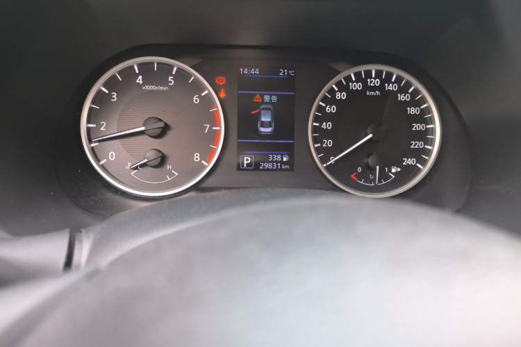 Used Nissan Sylphy 2020 1.6L XE CVT Comfort Edition Odometer Close Up