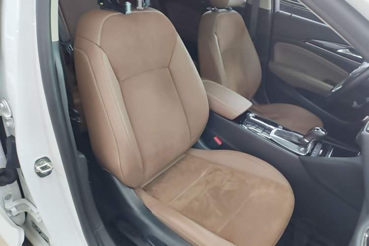 Used Buick Regal 2019 20T Luxury Model China VI Standard
