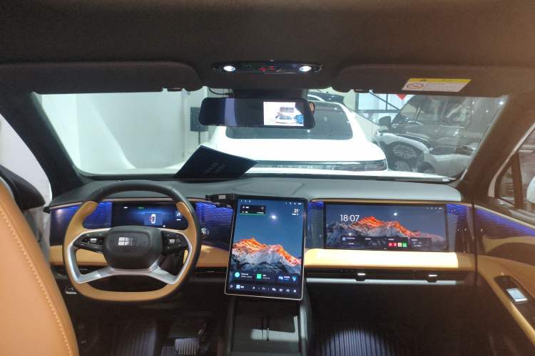 Used Geely Galaxy L7 2024 1.5T 115 km MAX Dragon Edition
