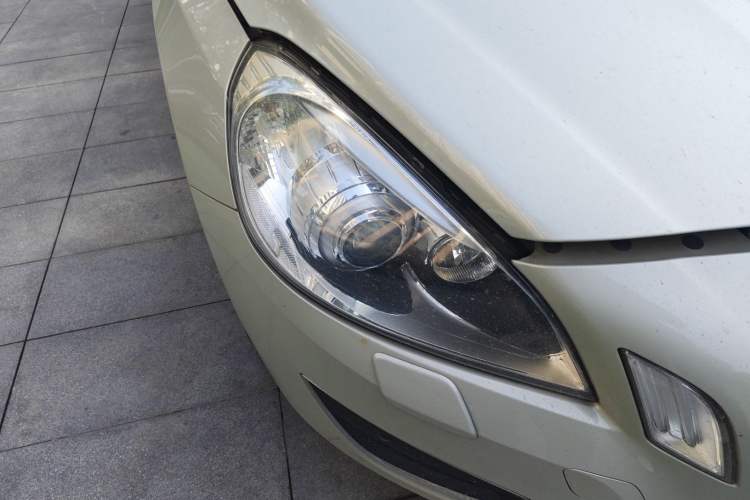 Used Volvo V60 2013 T5 Zhiya Edition