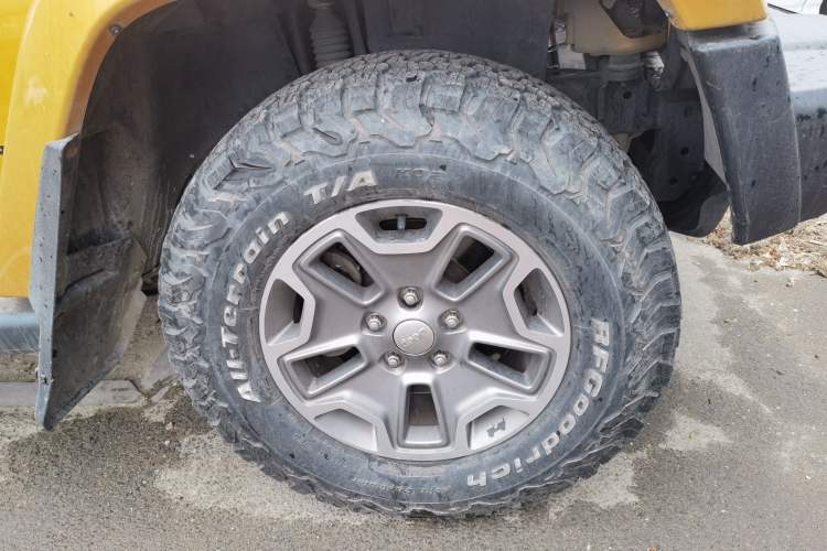 Used Jeep Wrangler 2014 3.0L Sahara Four-Door Edition
