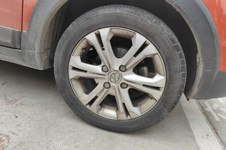 Used BAIC Senova X25 2015 1.5L manual Comfort trim level
