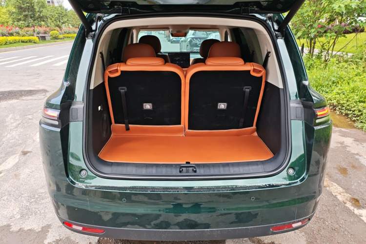 Used Leapmotor C16 2024 Range-Extended 200 Luxury Edition