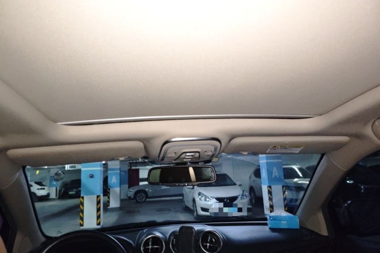 Used BYD Tang New Energy 2017 2.0T All-Wheel Drive Haoya Model 7 Seats Headliner