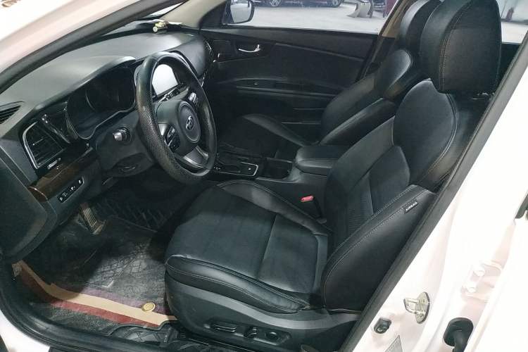 Used Kia K4 2014 1.8L Automatic DLX