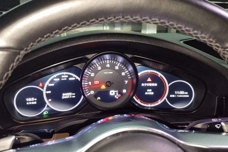 Used Porsche Cayenne 2018 Cayenne 3.0T Instrument Cluster