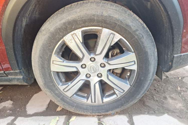 Used GAC Trumpchi GS7 2017 320T Two-Wheel-Drive Luxury Smart Connectivity Model
