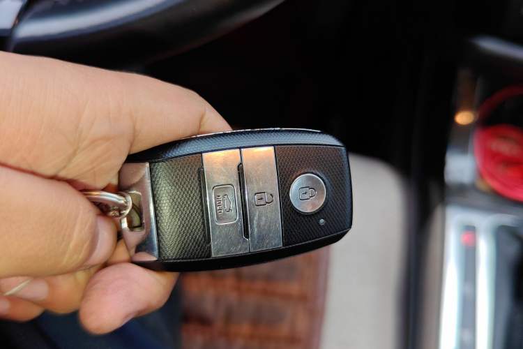 Used Kia K5 2014 2.0L Automatic LUXURY