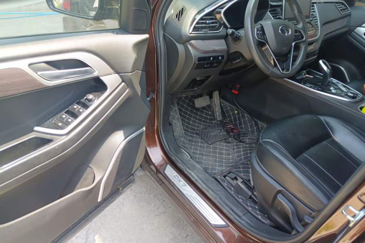 Used Soueast DX7 2020 Xingyue 1.5T DCT Luxury Sunroof Edition