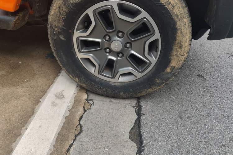 Used Jeep Wrangler 2013 3.6L Sahara Four-Door Edition
