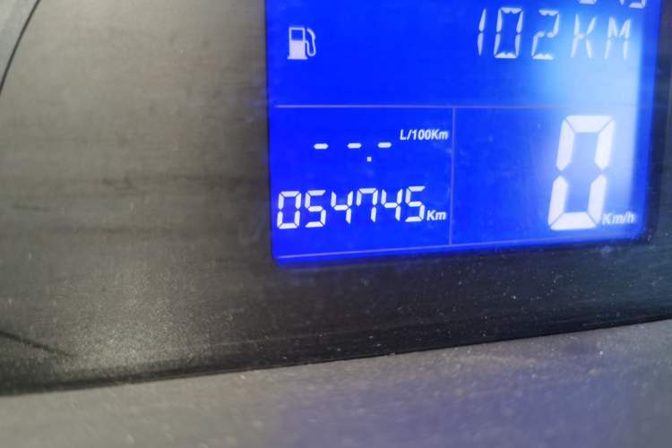 Used Chery X1 2012 1.5L Manual Comfort Edition Odometer Close Up