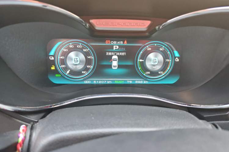 Used Leopaard CS9 New Energy 2018 EV300 Fashion Edition Odometer Close Up