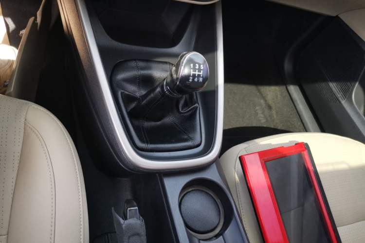 Used Ford Escort 2015 1.5L Manual Fashion Edition
