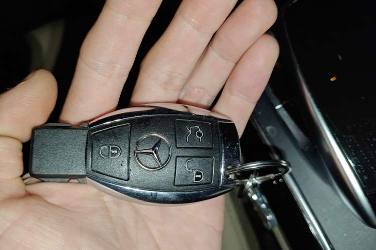 Used Mercedes-Benz GLE 2016 GLE 400 4MATIC Vehicle Key