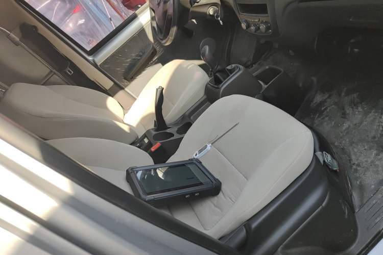 Used Wuling Rongguang S 2023 1.5L Basic Enclosed-Window Vehicle 2 Seats