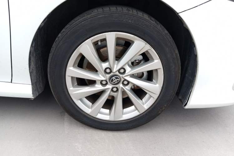 Used Toyota Camry 2021 Dual-Motor 2.5 HGVP Leading Edition Right Front Wheel Hub