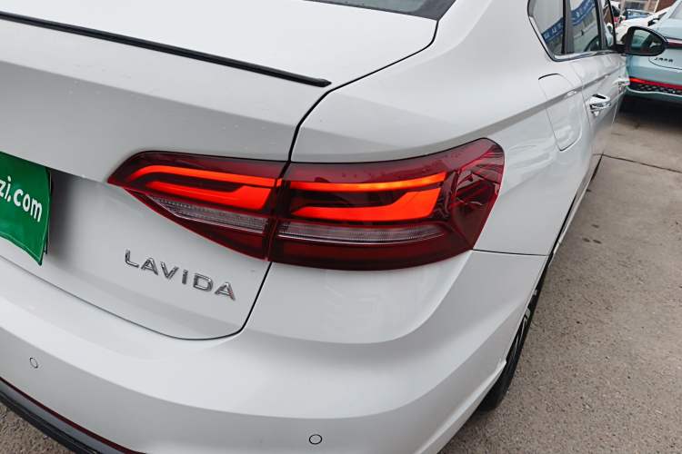 Used Volkswagen Lavida 2024 300TSI DSG Starry Sky Leading Edition
