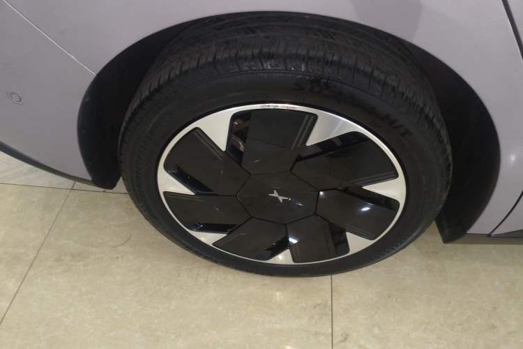 Used XPeng MONA M03 2025 600 with Ultra-Long Range Max Right Rear Wheel Hub