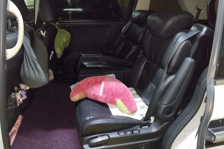 Used Honda Elysion 2016 2.4L Supreme Edition
