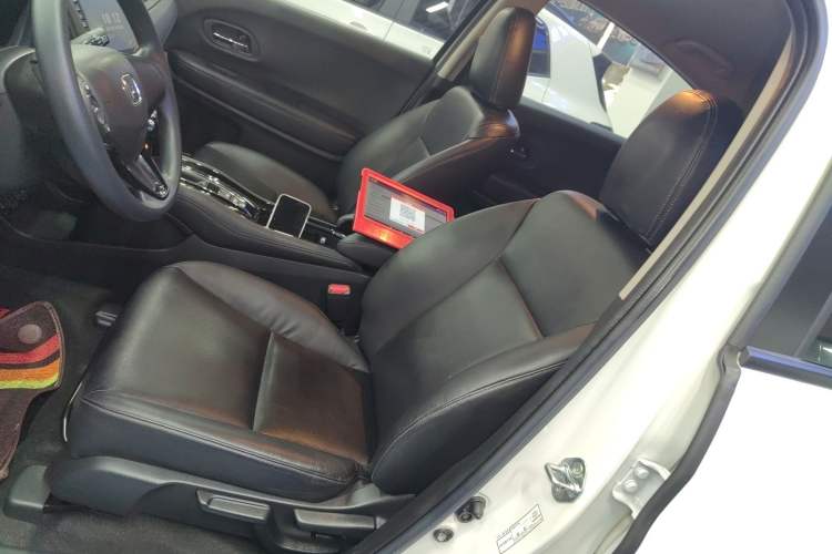 Used Honda Vezel 2020 220 TURBO CVT Elite Edition
