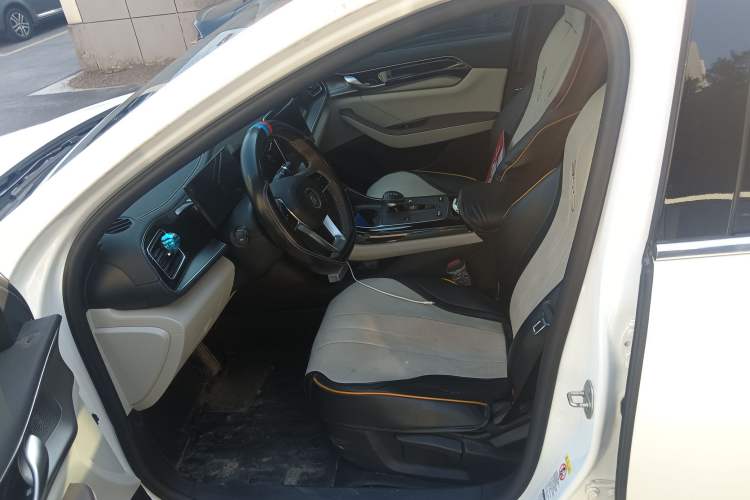 Used BYD Qin PLUS 2023 Champion Edition DM-i 120KM Leading Model
