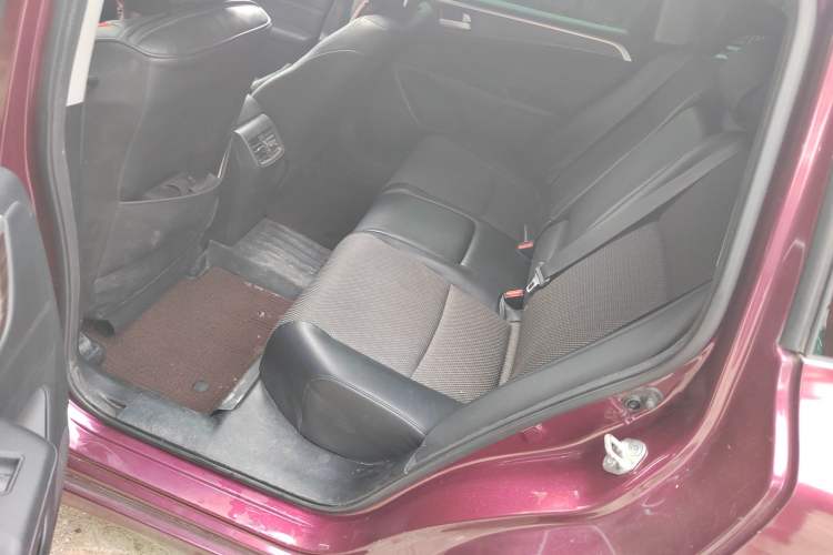 Used Honda Jade 2017 1.8L automatic Comfort version 5 seats