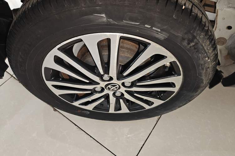 Used Toyota YARiS L Zhi Xuan 2021 X-Trail 1.5L CVT Leading Edition