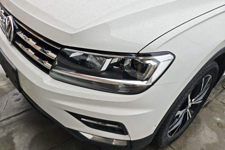 Used Volkswagen Tiguan L 2019 330TSI Automatic Two-Wheel Drive Smart Luxury Version China V Emission Standard