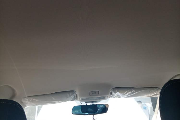 Used Roewe i5 2021 1.5L Manual Platinum Edition
