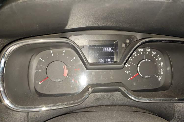 Used Citroen C4 Sega 2016 1.6L Manual Luxury Model Odometer Close Up