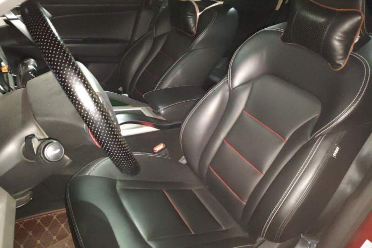 Used Geely Auto Emgrand X7 Sport 2018 1.8TD Automatic Two-Wheel Drive Smart Connect 4G Internet Edition